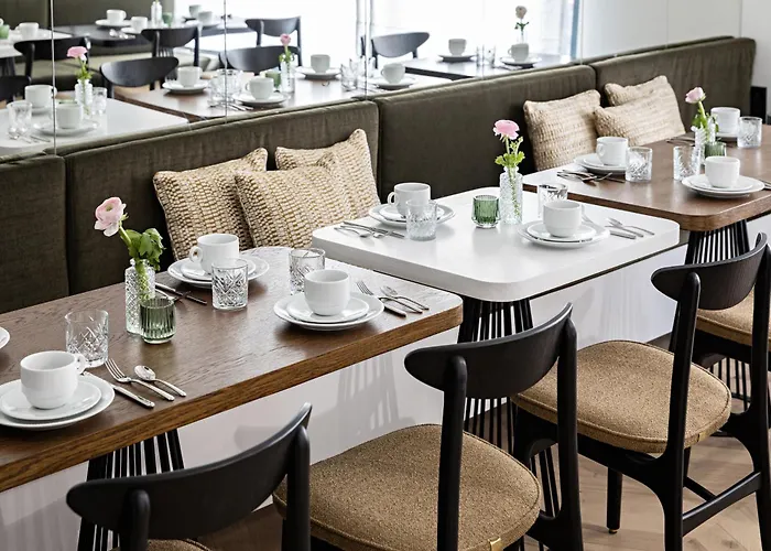 Western Premier The Blake Gare Saint Lazare Hotel