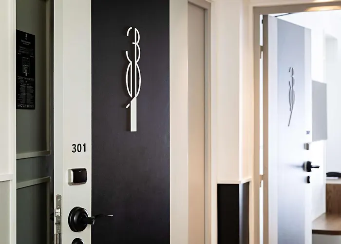 Western Premier The Blake Gare Saint Lazare Hotel 4*