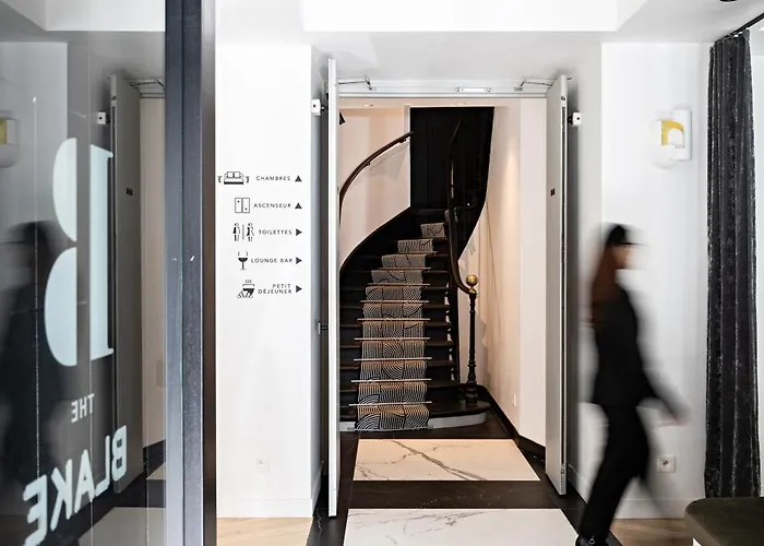 Hotel Western Premier The Blake Gare Saint Lazare 4*