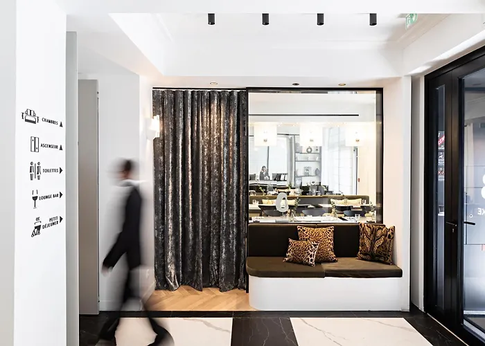 Western Premier The Blake Gare Saint Lazare Hotel Parijs